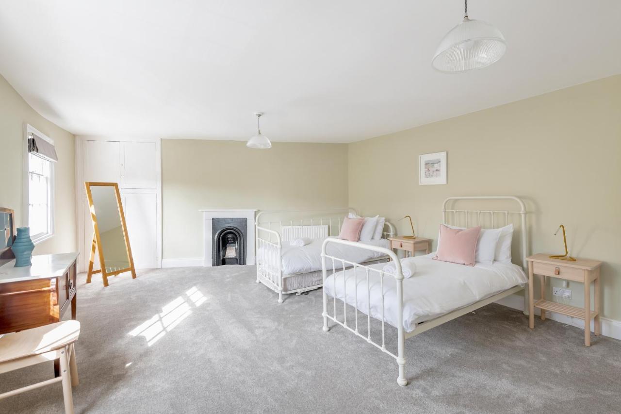Spacious Maisonette With Parking - 10 Mins Walk From Bath Abbey - 2 Bed & 2 Bath Exterior photo